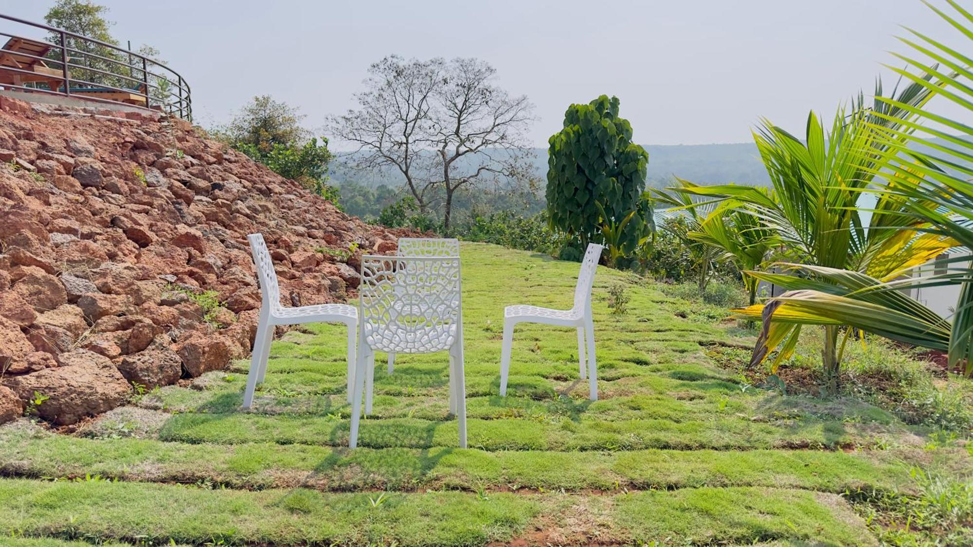 Xenious Cashew Leaf Eco Resort, Goa Arambol Exterior photo