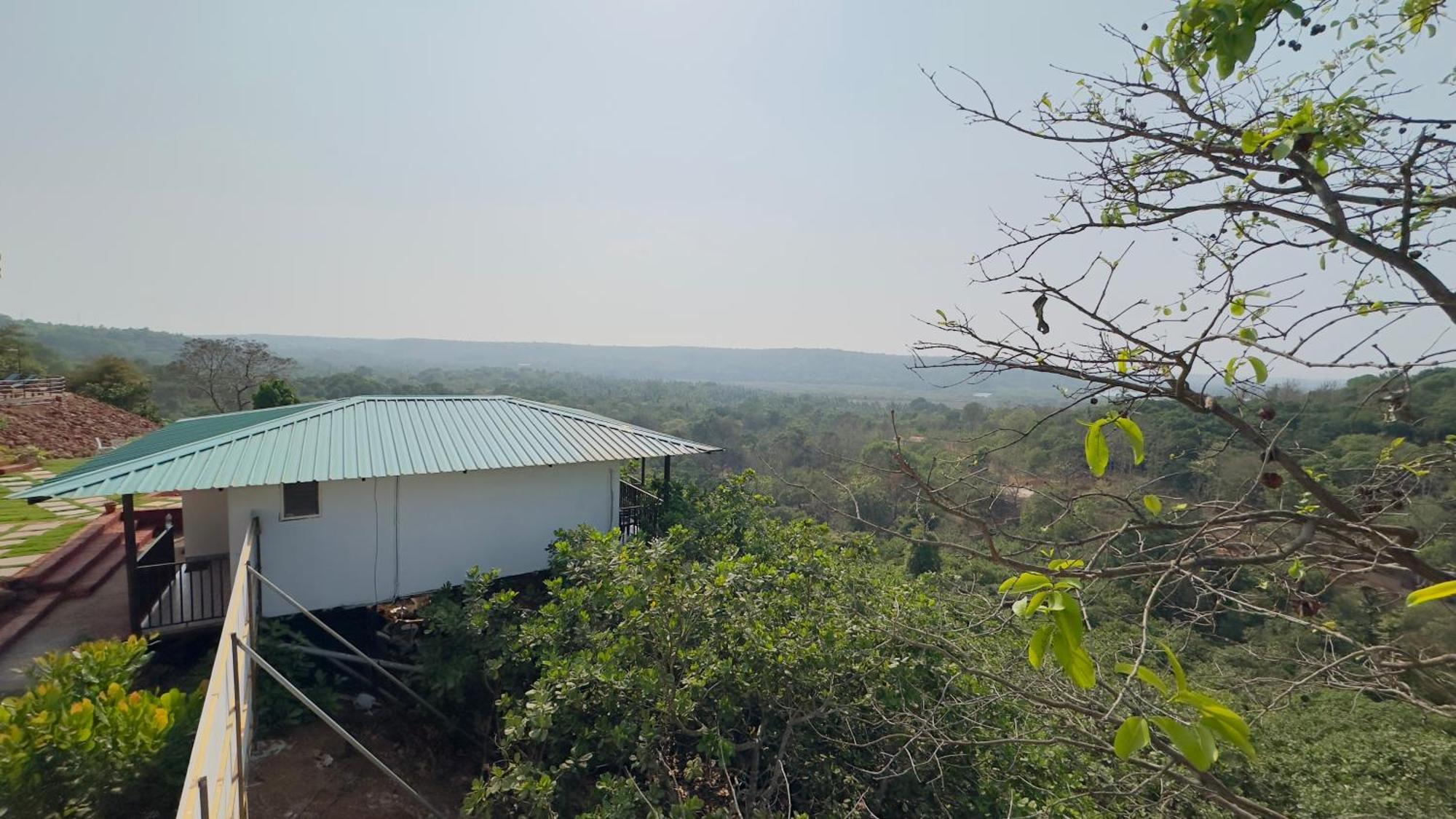 Xenious Cashew Leaf Eco Resort, Goa Arambol Exterior photo