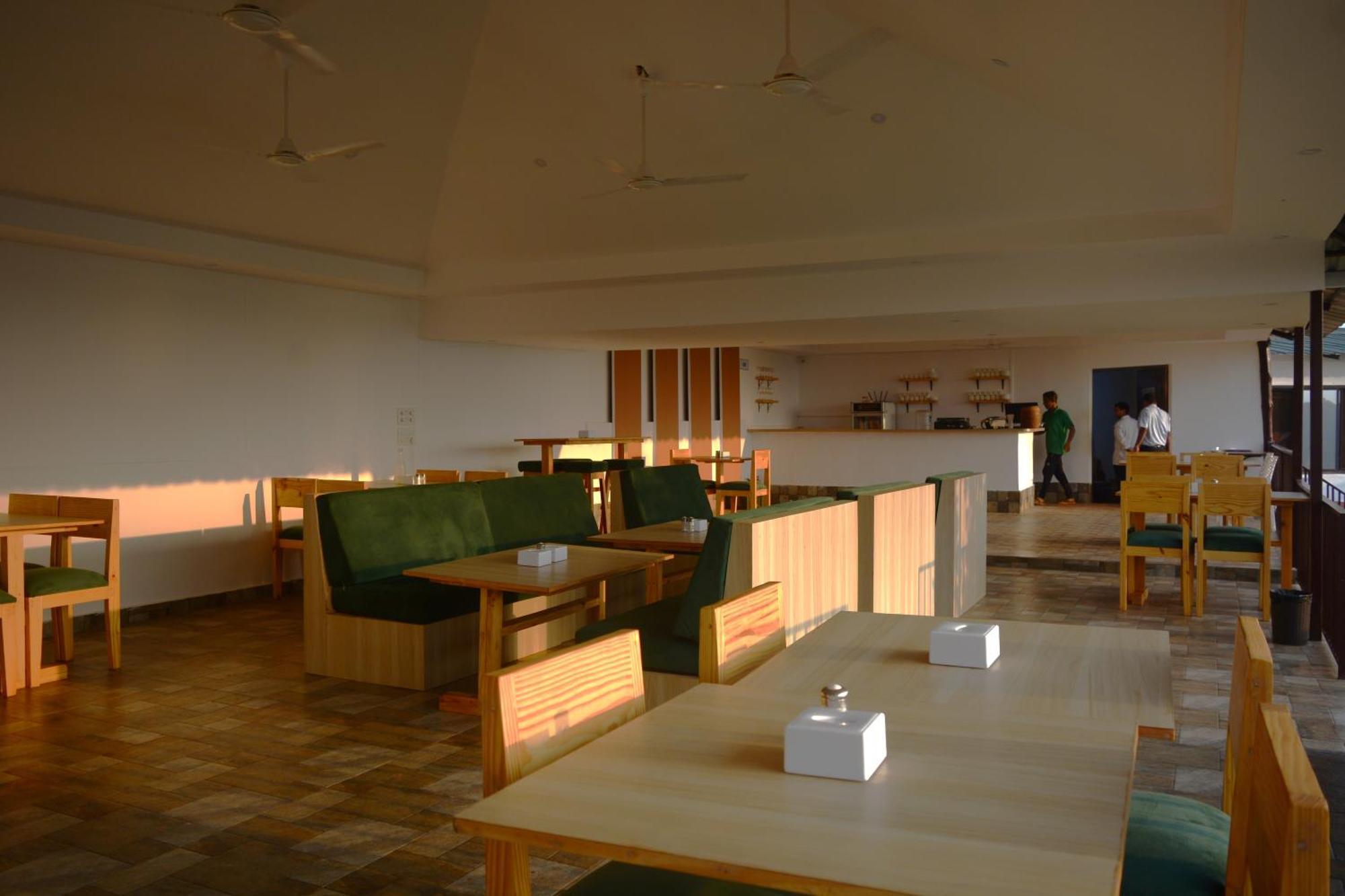 Xenious Cashew Leaf Eco Resort, Goa Arambol Exterior photo