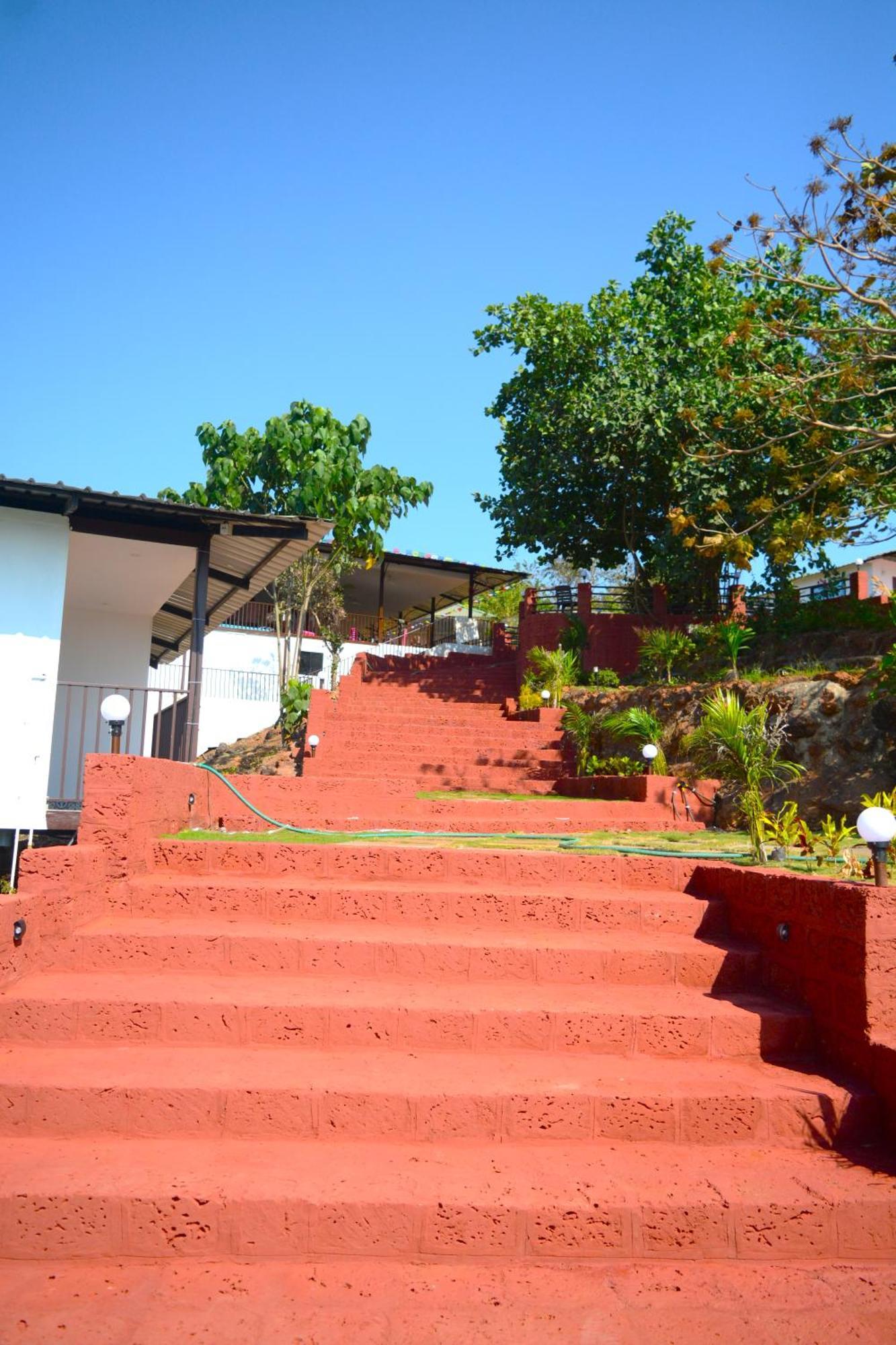 Xenious Cashew Leaf Eco Resort, Goa Arambol Exterior photo